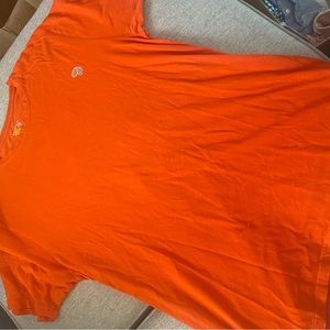 Mountain Hardwear t shirt